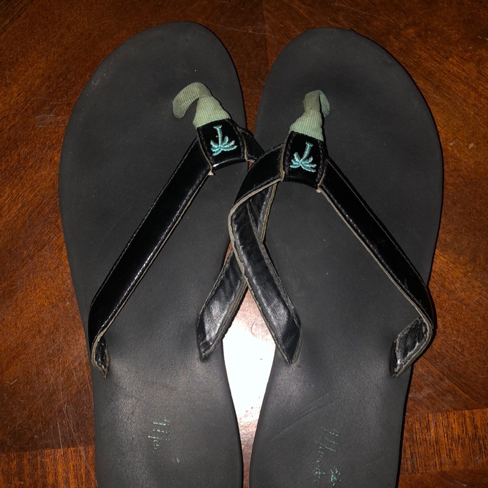 Maui flip flops